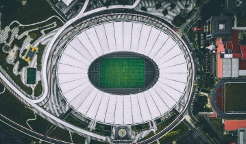 足彩网官网：快船锋线告急，琼斯与波格丹诺维奇缺席关键东部客场之旅，阵容深度迎考验