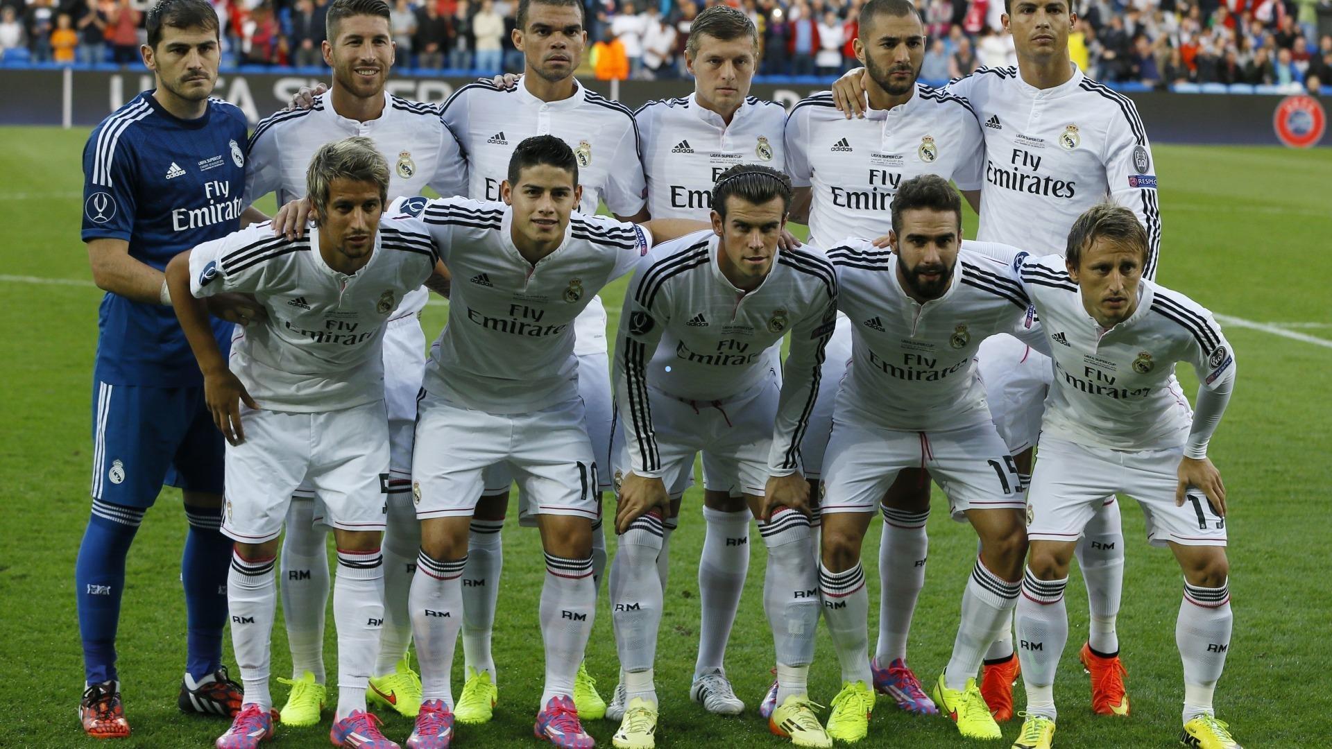 斯坦福桥场外风云起，球迷抗议BlueCo管理，齐声高喊恩佐-马雷斯卡表达不满